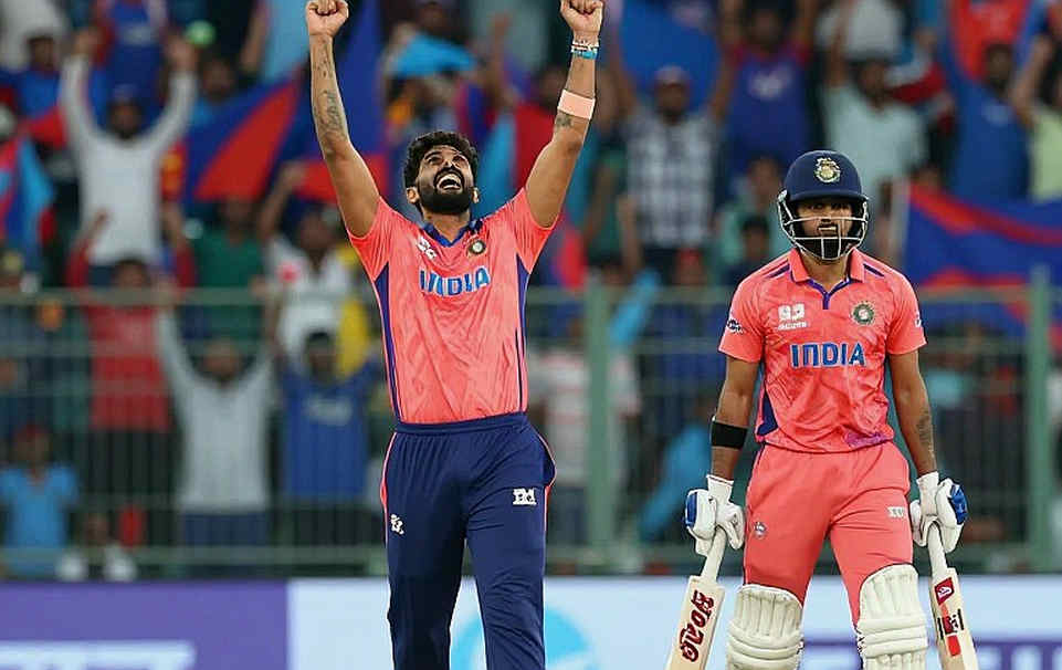 দ্বিতীয় পর্দা আর ব্লকচেইন: ক্রিকেটের ডেটাফিকেশন যেখানে বাজি ধরে