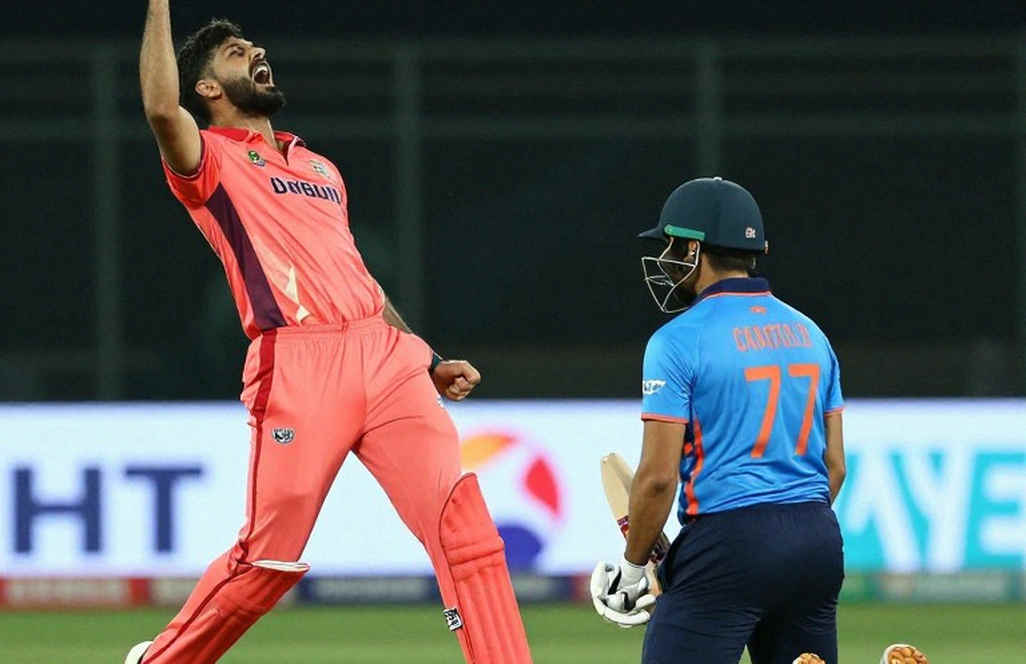 ডেথ ওভারের থ্রেশহোল্ড: তারকার সংখ্যা বনাম স্প্রেডশিটের নীরব রেখা