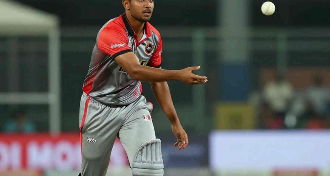 ওয়াকা গ্রাউন্ডের দ্বিতীয় দিন: বার্টলেটের সিম-স্পেল, পিয়ারসনের ১০০তম ম্যাচে শতক — কুইন্সল্যান্ড ১৪৯ রানে এগিয়ে